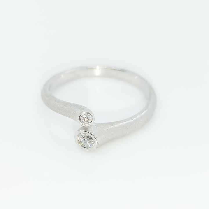 Verlobungsring Platin, Brillianten, Oberfläche eismatt