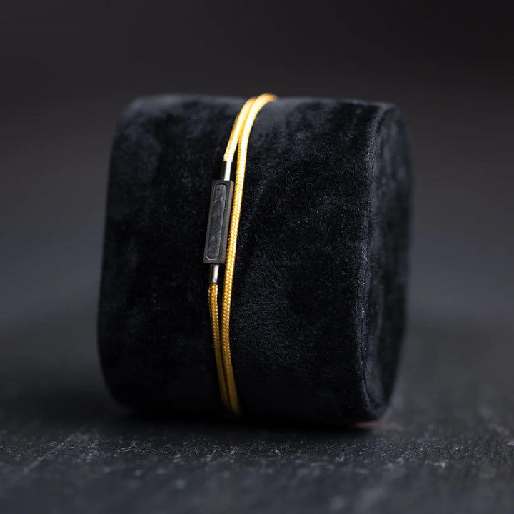 beiges Nylonarmband, 1,5 mm, Kohlefaserelement