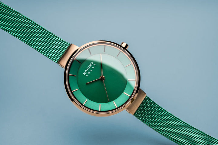 Bering Damenuhr Classic, roségold poliert/gebürstet, 14631-Charity